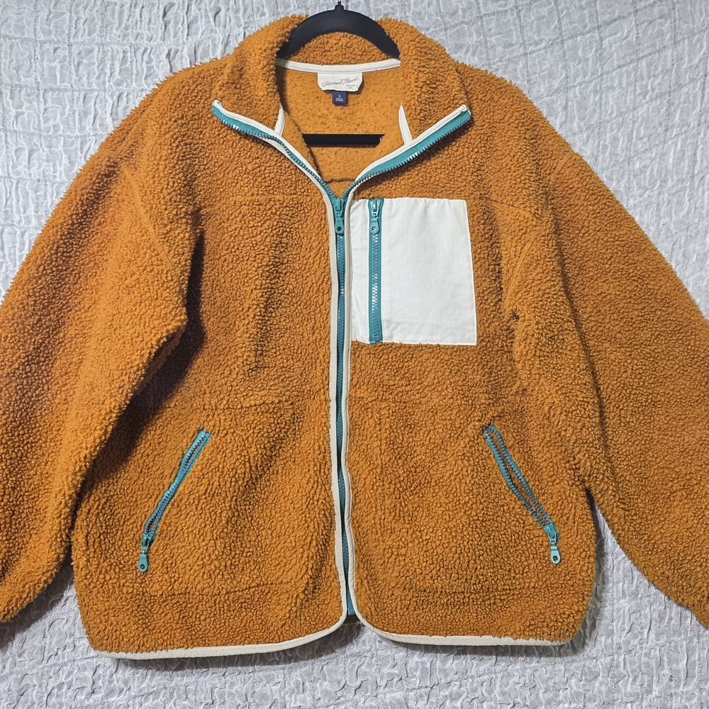 Universal Thread Women's Tan Fleece Jacket with White Accents